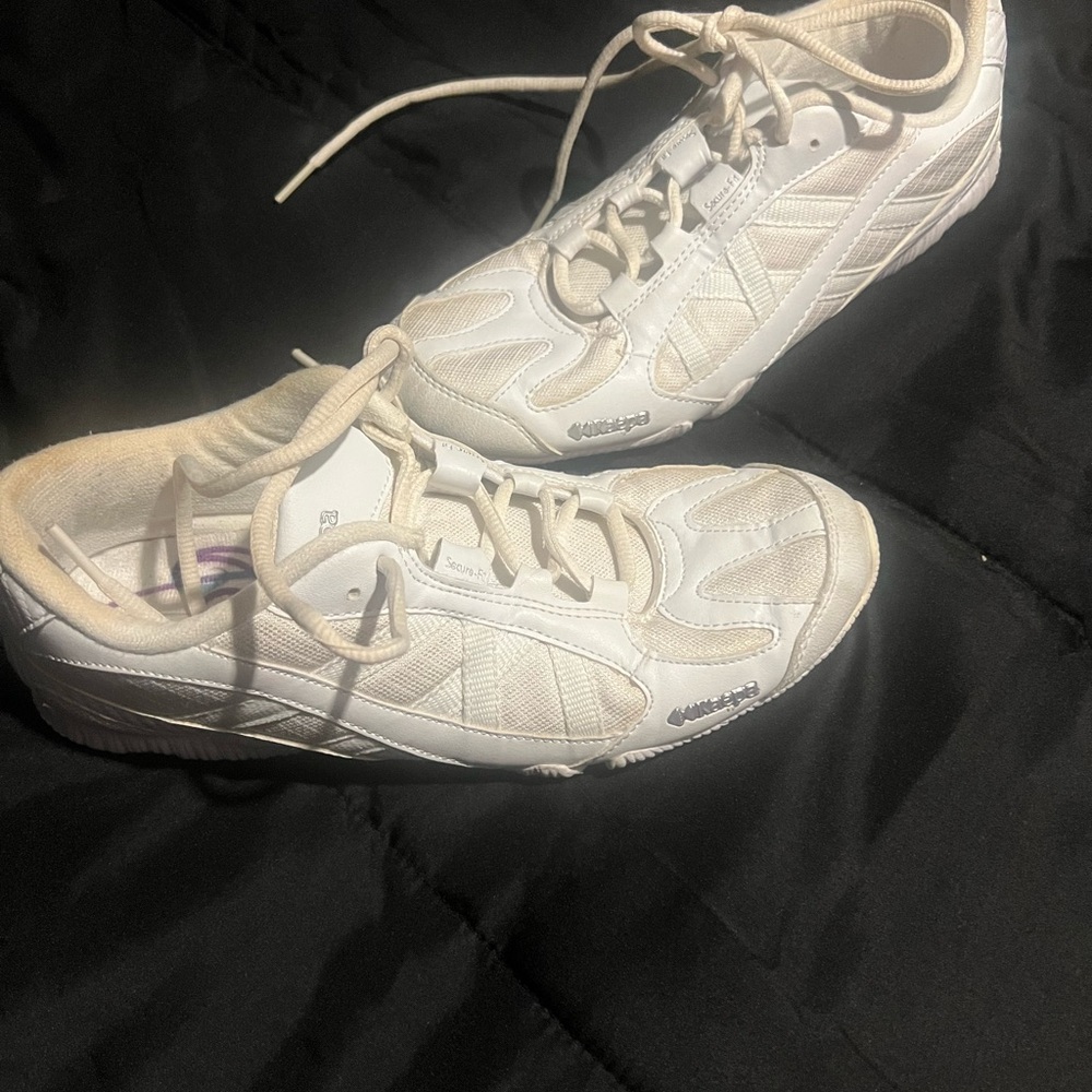 Kaepa Women's White CHEER Shoes STYLE 6570 Size 7.5 - Picture 2 of 6